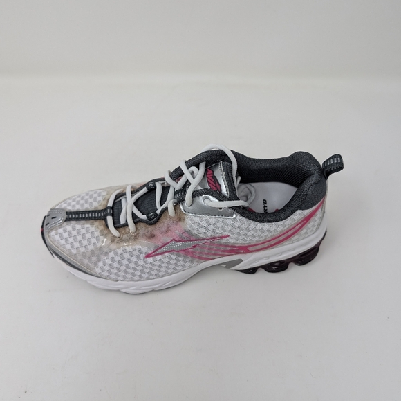 NIB. WOMEN'S AVIA RUNNING SGR 2. SIZE 6. Medium width - Picture 6 of 16